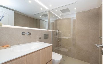 Property slide 22