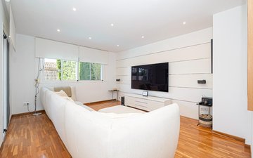 Property slide 34