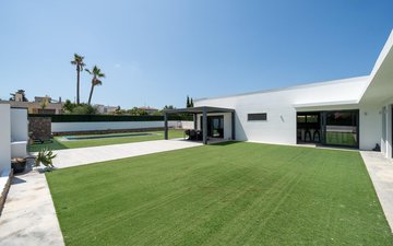 Property slide 17