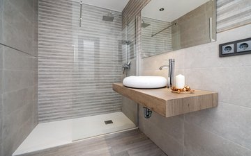 Property slide 35