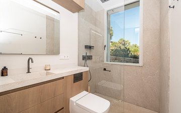 Property slide 39