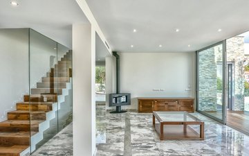 Property slide 22