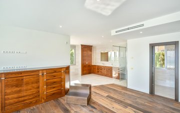 Property slide 56