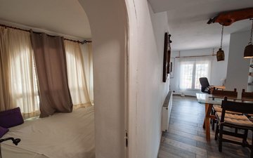 Property slide 37
