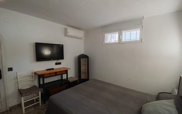 Property slide 43