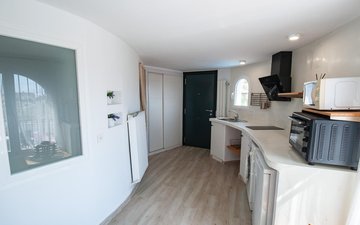 Property slide 58