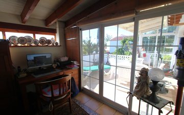 Property slide 62