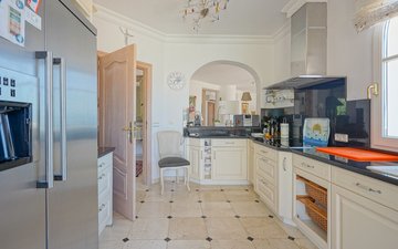 Property slide 21
