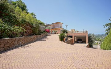 Property slide 40