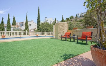Property slide 41