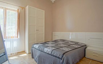 Property slide 35