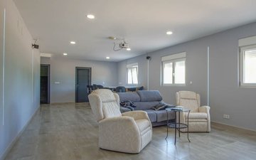 Property slide 58
