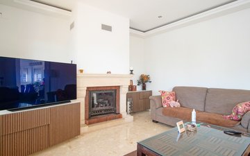 Property slide 31