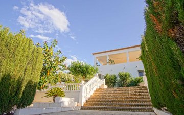 Property slide 39