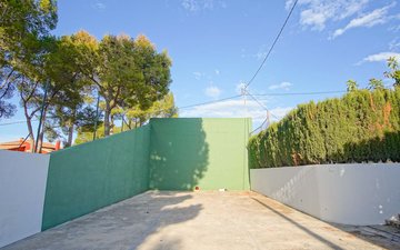 Property slide 40