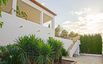 Property slide 47
