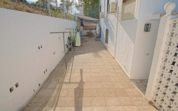 Property slide 58