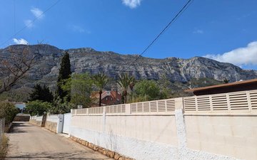 Property slide 6