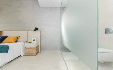 Property slide 15