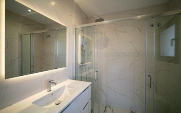 Property slide 21