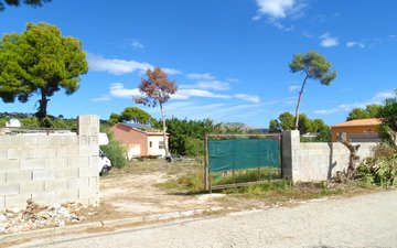 Property slide 4