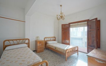 Property slide 8