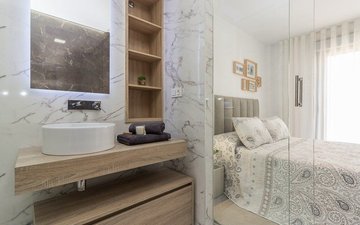 Property slide 44