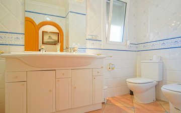 Property slide 25