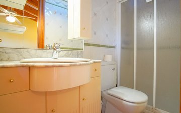 Property slide 60