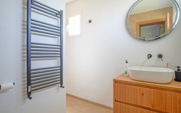 Property slide 70