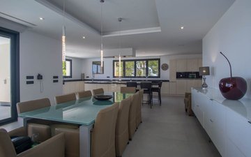 Property slide 46