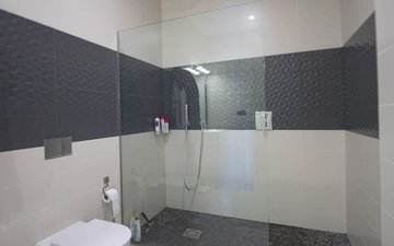 Property slide 62
