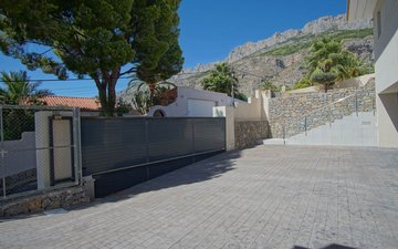 Property slide 8