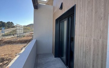Property slide 21