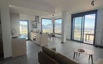 Property slide 32