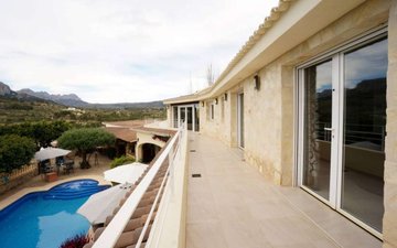 Property slide 15