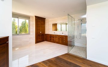 Property slide 18