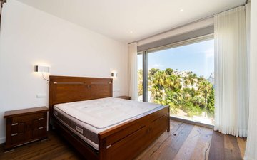 Property slide 24