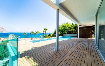 Property slide 35