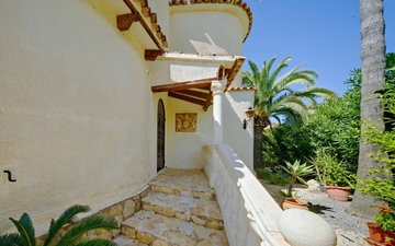 Property slide 30