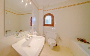 Property slide 34
