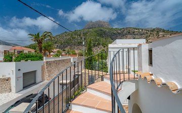 Property slide 38