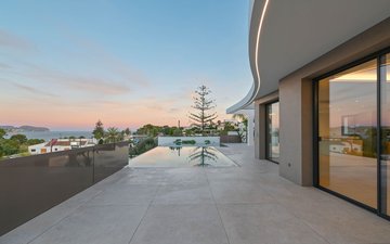 Property slide 10