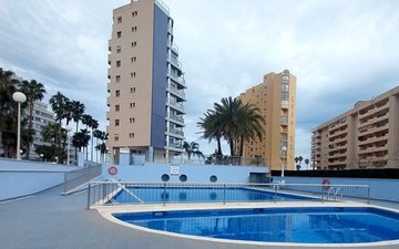 Property slide 32