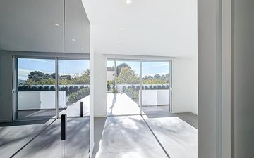 Property slide 19