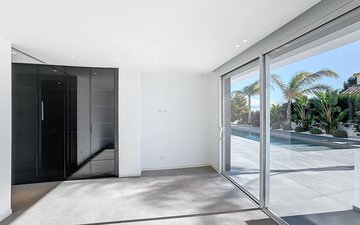 Property slide 21