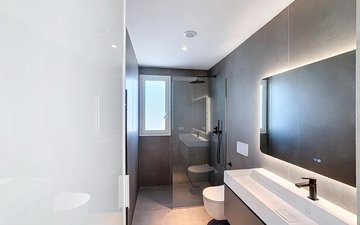 Property slide 39