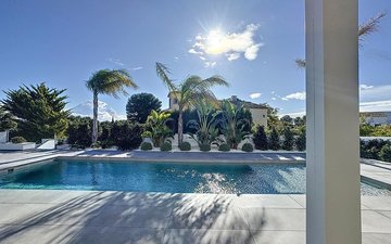 Property slide 42