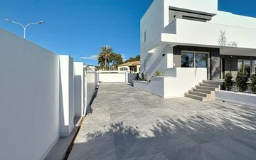 Property slide 43