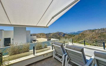 Property slide 39